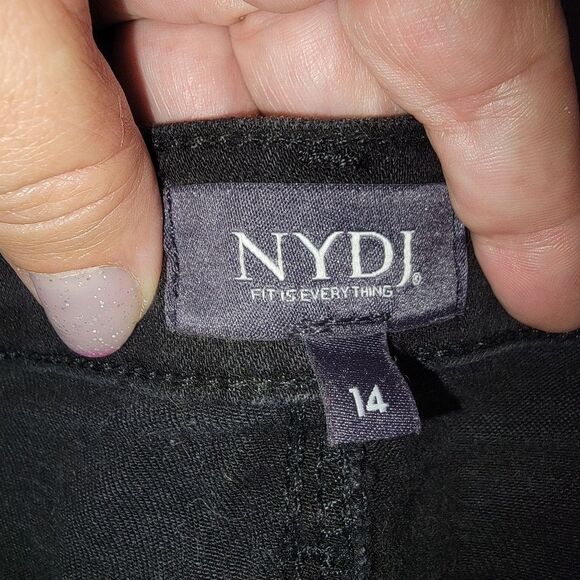 Nydj Barbara Bootcut Black Denim Jeans Size 14 - Picture 6 of 7